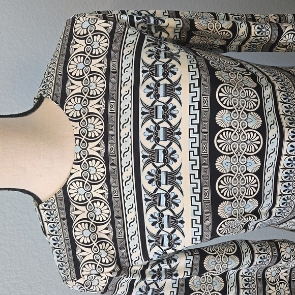 J McLaughlin Catalina Cloth Blue Patterned Sheath 3/4 Sleeves Dress Sz Medium - Picture 2 of 13